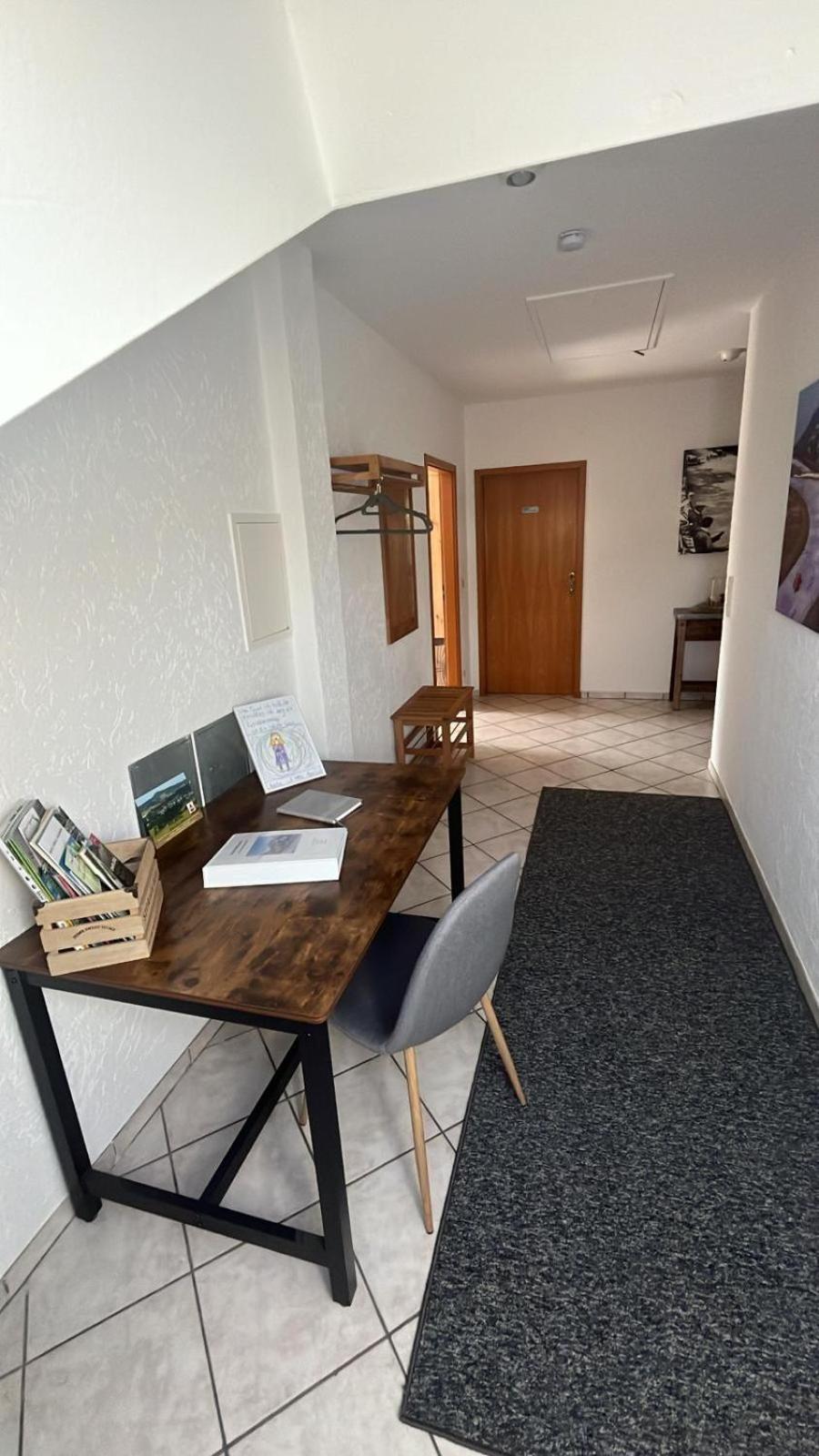 Fewo Hoheeifel, 1 Haus Mit 2 Apartments 5 Schlafzimmer In Kelberg Naehe Nuerburgring Quarto foto